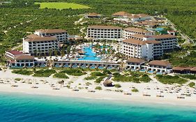 Cancun Secrets Playa Mujeres Golf & Spa Resort